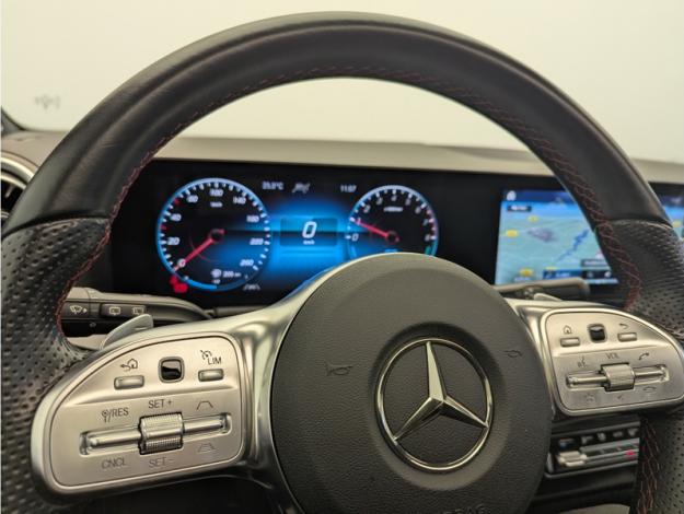 MERCEDES-BENZ GLA 250 e AMG Line  
