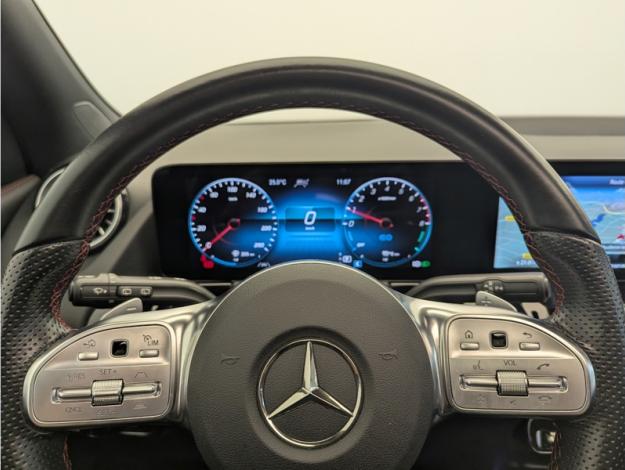 MERCEDES-BENZ GLA 250 e AMG Line  