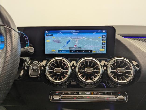 MERCEDES-BENZ GLA 250 e AMG Line  