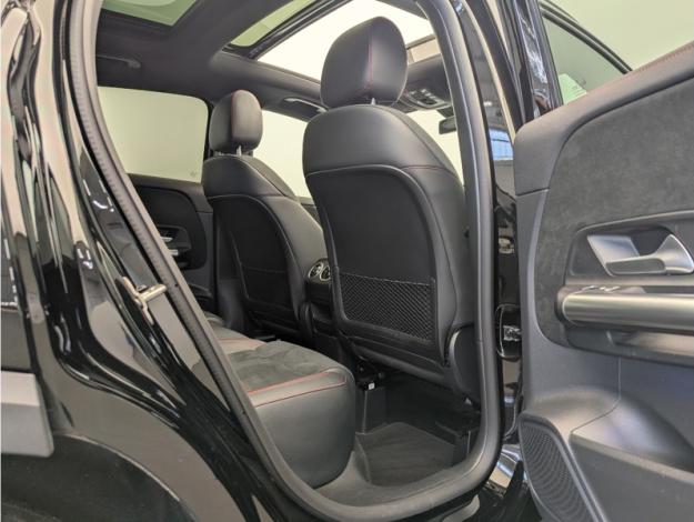 MERCEDES-BENZ GLA 250 e AMG Line  