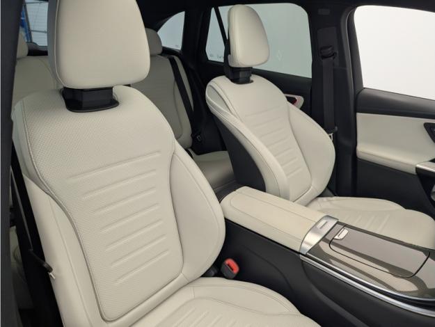MERCEDES-BENZ GLC SUV GLC 300 de 4MATIC AMG Line  