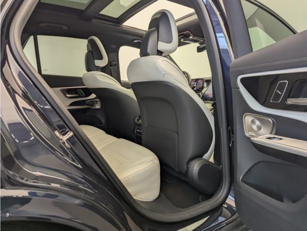 MERCEDES-BENZ GLC SUV GLC 300 de 4MATIC AMG Line  