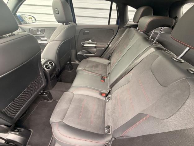 MERCEDES-BENZ GLA 200 d AMG Line  