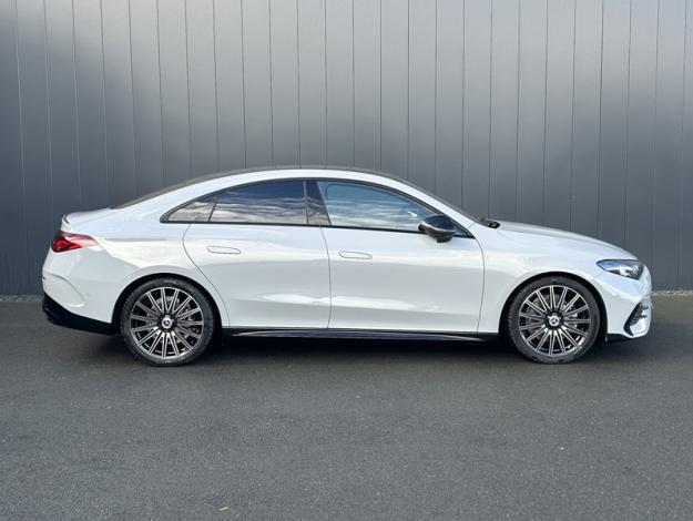 MERCEDES-BENZ CLA Coupé CLA 200 AMG Line  CLA 200 AMG Line