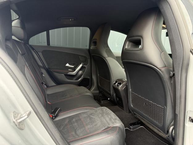 MERCEDES-BENZ CLA Coupé CLA 180 Coupé  