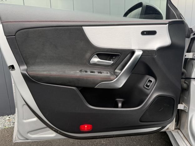 MERCEDES-BENZ CLA Coupé CLA 180 Coupé  