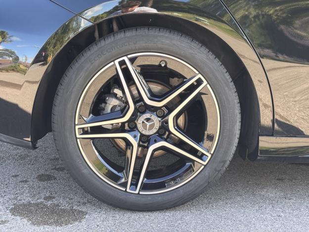 MERCEDES-BENZ Classe A 180 d AMG Line  Classe A 180 d AMG Line