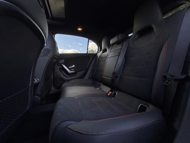 MERCEDES-BENZ Classe A 180 d AMG Line  Classe A 180 d AMG Line