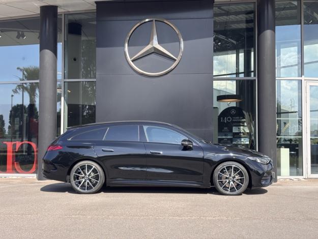 MERCEDES-BENZ CLA Shooting Brake 200 AMG Line   CLA Shooting Brake 200 AMG Line