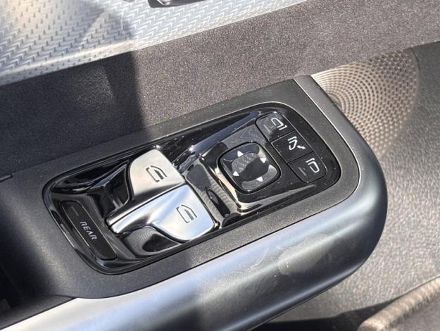 MERCEDES-BENZ CLA Shooting Brake 200 AMG Line   CLA Shooting Brake 200 AMG Line