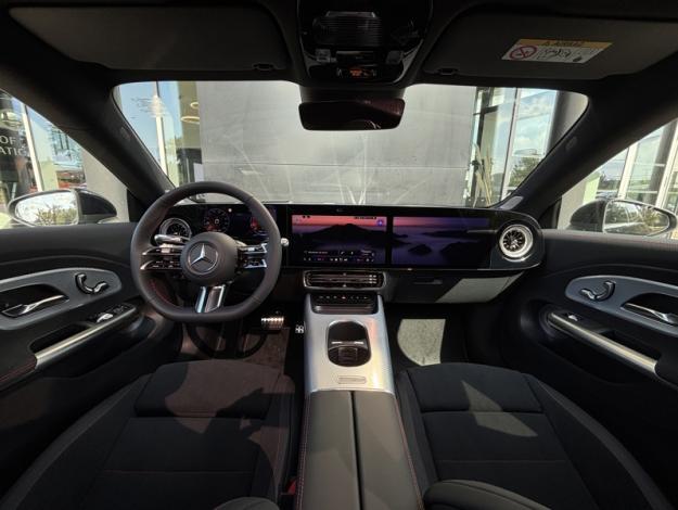 MERCEDES-BENZ CLA Shooting Brake 200 AMG Line   CLA Shooting Brake 200 AMG Line