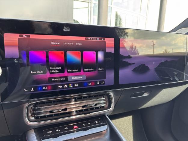 MERCEDES-BENZ CLA Shooting Brake 200 AMG Line   CLA Shooting Brake 200 AMG Line
