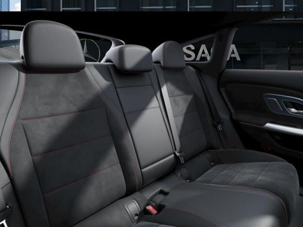 MERCEDES-BENZ CLA Shooting Brake 200 AMG Line   CLA Shooting Brake 200 AMG Line