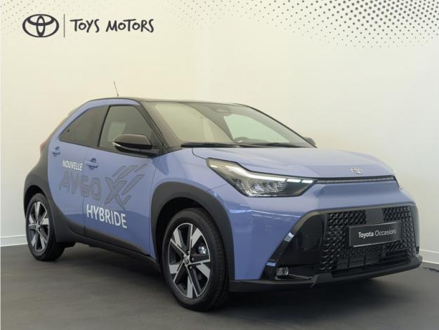 TOYOTA Aygo X Hybride 116h Graphic  