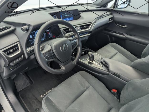 LEXUS UX 300E Pack  