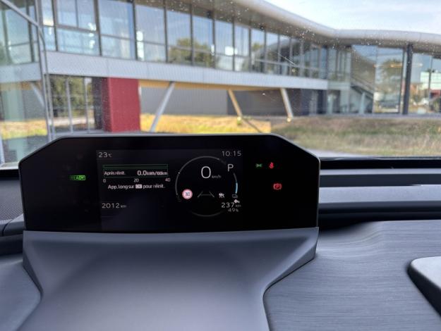 TOYOTA bZ4X Touring BEV 75KWH TOURING DESIGN  BZ4X TOURING GRANDE AUTONOMIE 2WD DESIGN