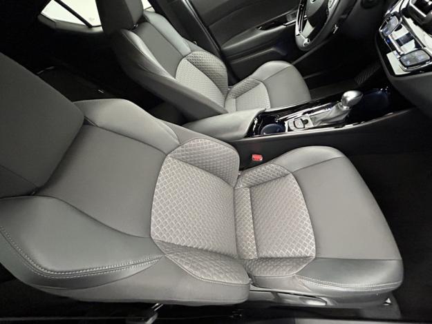 TOYOTA C-HR 1.8 Hybride 122 Design Ultimate  
