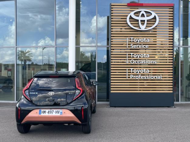 TOYOTA Aygo X Hybride 116h Graphic  AYGO X 116H GRAPHIC ZEN