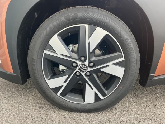TOYOTA Aygo X Hybride 116h Graphic  AYGO X 116H GRAPHIC ZEN