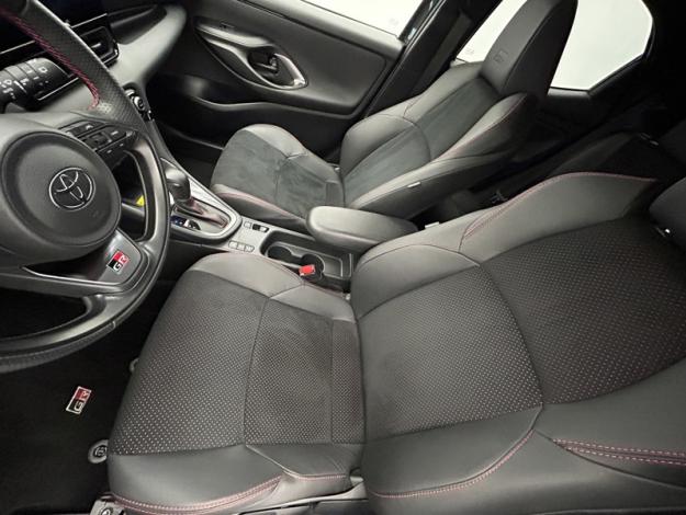 TOYOTA Yaris 130h Gr Sport Techno  