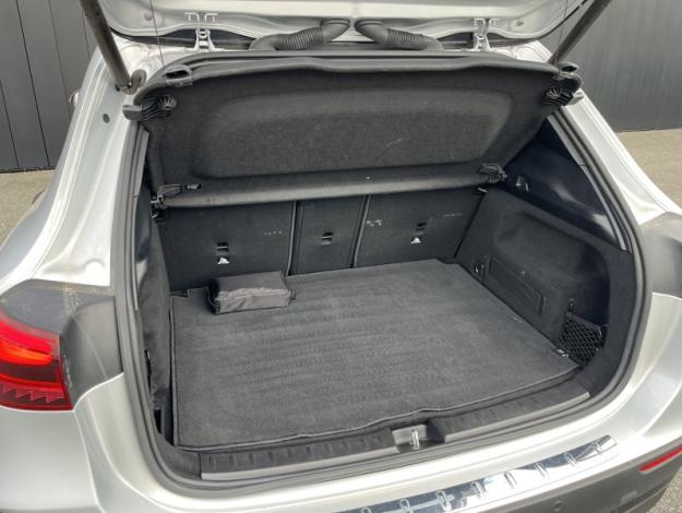 MERCEDES-BENZ GLA 200 d AMG Line  