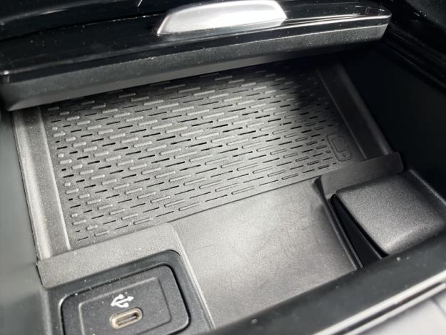 MERCEDES-BENZ GLA 200 d AMG Line  