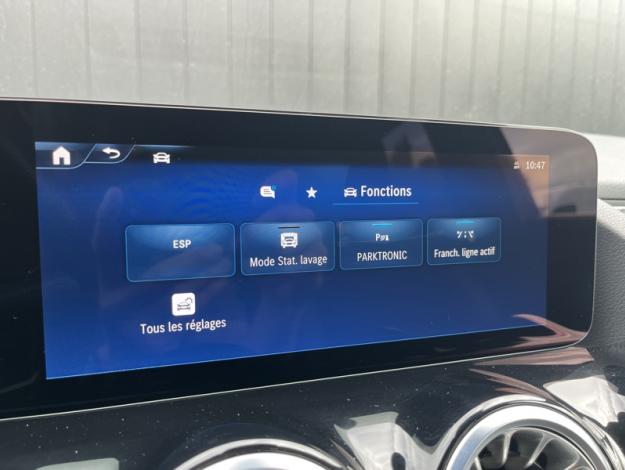 MERCEDES-BENZ GLA 200 d AMG Line  