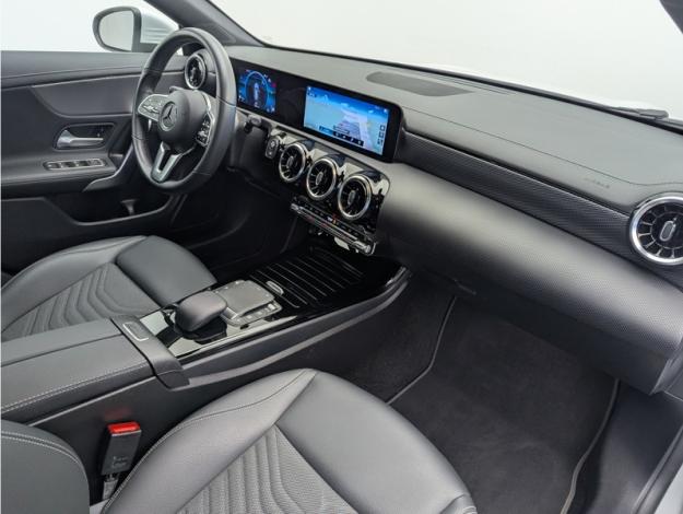 MERCEDES-BENZ CLA Shooting Brake CLA 180 d Shooting Brake Business Line  
