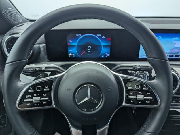 MERCEDES-BENZ CLA Shooting Brake CLA 180 d Shooting Brake Business Line  