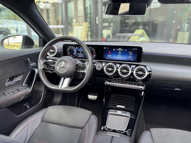 MERCEDES-BENZ Classe A 200 d AMG Line AMG Line 