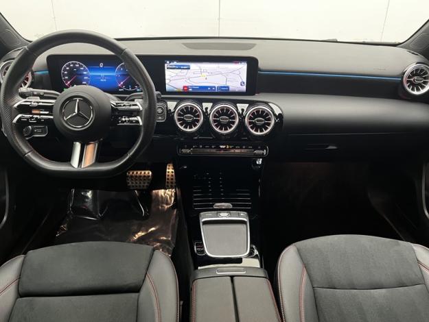 MERCEDES-BENZ Classe A 200 d AMG Line  