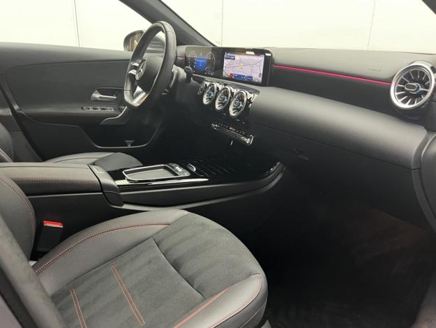 MERCEDES-BENZ Classe A 200 d AMG Line  