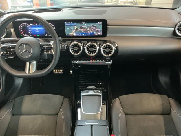 MERCEDES-BENZ CLA 250 e Coupé AMG Pack Night Pano  