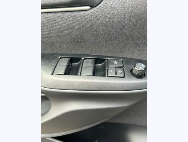 TOYOTA Yaris Hybride 116h Design  