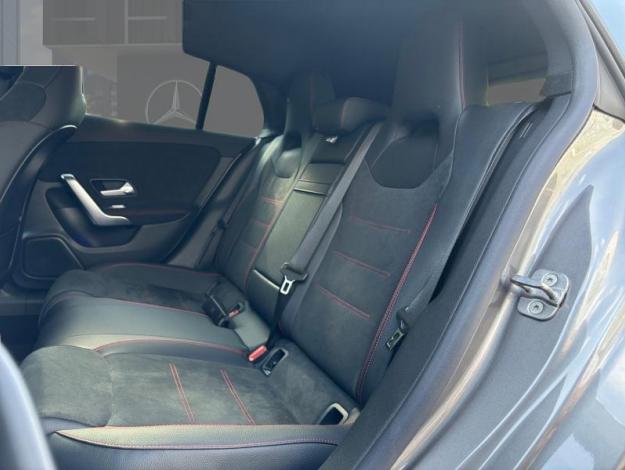 MERCEDES-BENZ CLA-Klasse CLA 180 Shooting Brake AMG Line