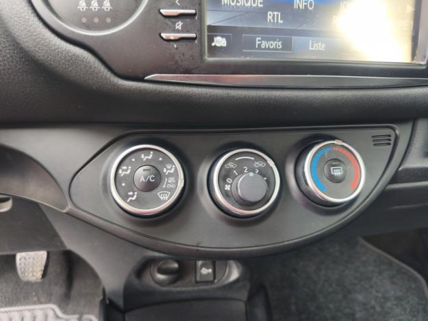 TOYOTA Yaris Design  1.0 69 ch 
