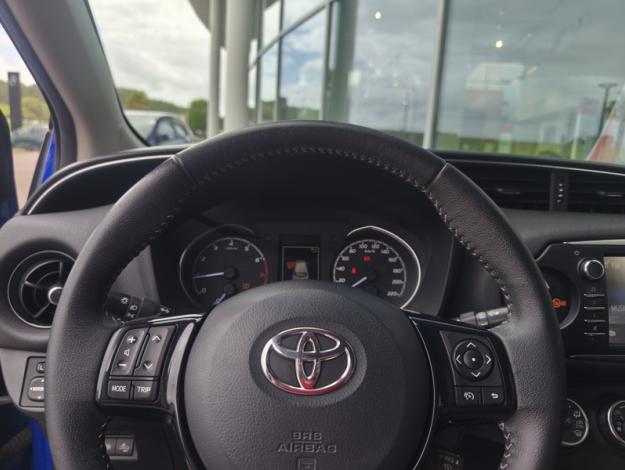 TOYOTA Yaris Design  1.0 69 ch 