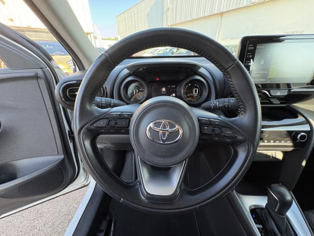 TOYOTA Yaris Cross Hybrid 2WD Dynamic Business Auto-école 1.5 116 ch 