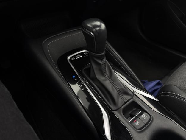 TOYOTA Corolla Hybride 122h Design  