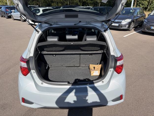 TOYOTA Yaris 1.5 VVT-I HYBRID Chic 100h  