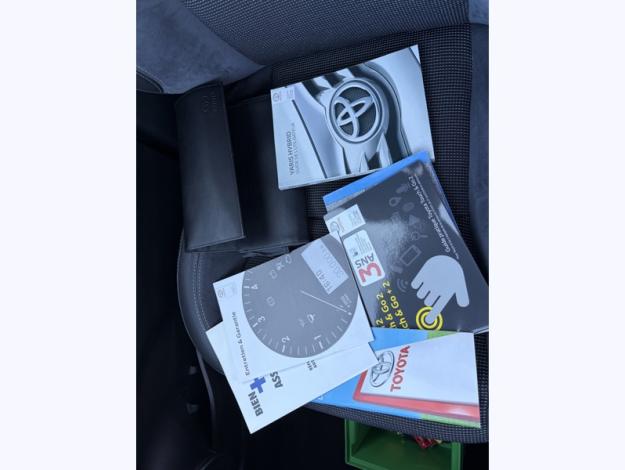 TOYOTA Yaris 1.5 VVT-I HYBRID Chic 100h  