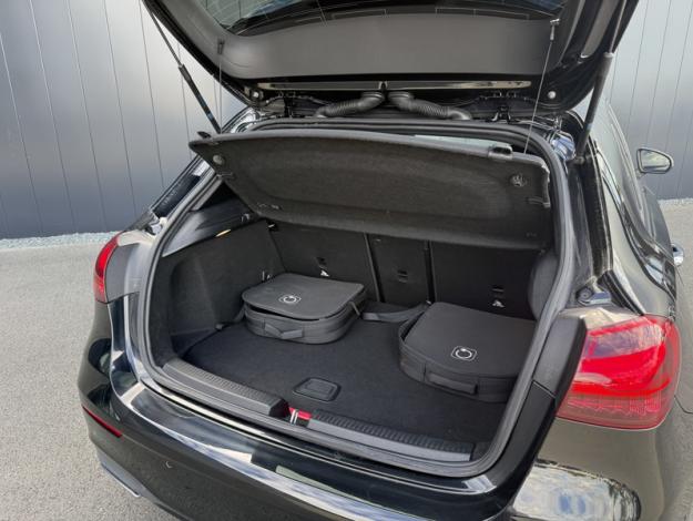 MERCEDES-BENZ Classe A 250 e AMG Line  Classe A 250 e AMG Line
