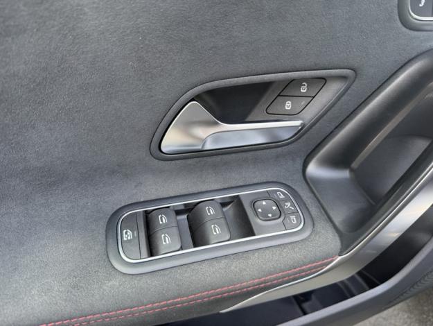 MERCEDES-BENZ Classe A 250 e AMG Line  Classe A 250 e AMG Line