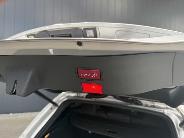 MERCEDES-BENZ CLA Shooting Brake CLA 220 d SB Fascination  CLA 220 d Shooting Brake AMG Line