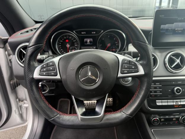 MERCEDES-BENZ CLA Shooting Brake CLA 220 d SB Fascination  CLA 220 d Shooting Brake AMG Line