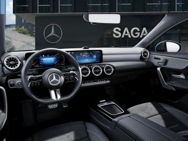 MERCEDES-BENZ A A 180