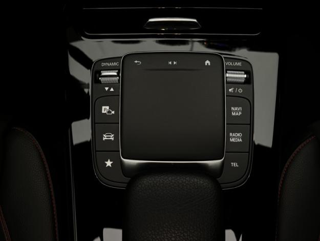 MERCEDES-BENZ Classe A 250 e AMG Line  