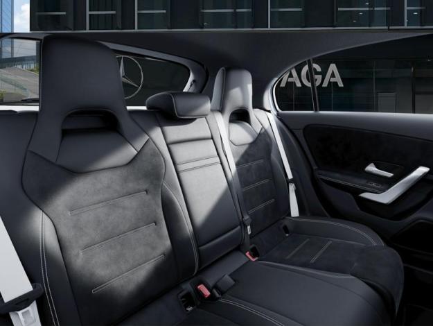MERCEDES-BENZ A A 180