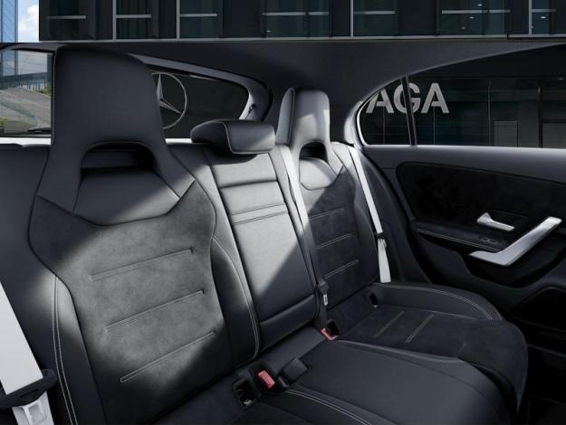 MERCEDES-BENZ A A 180