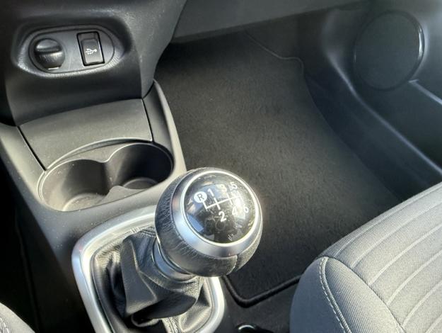 TOYOTA Yaris 110 VVT-i Design  